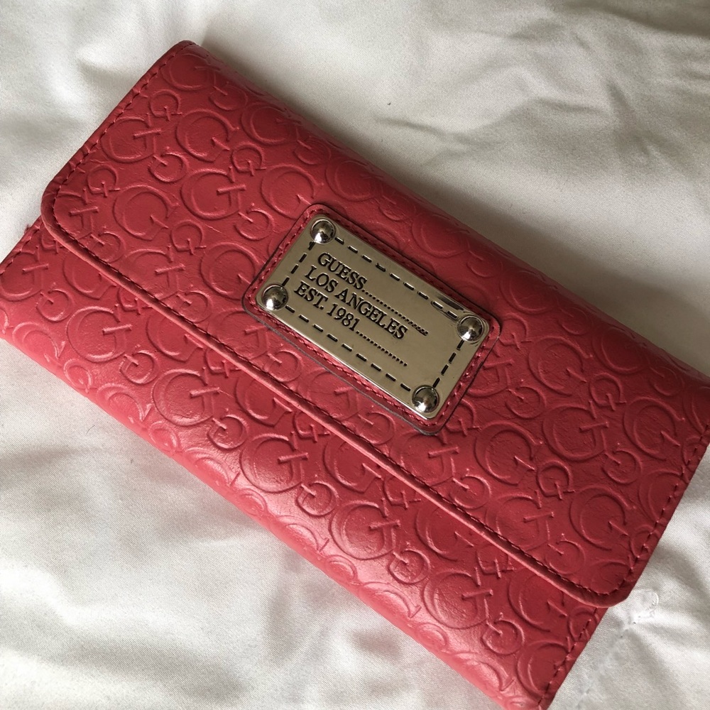 Guess Tri-fold wallet
